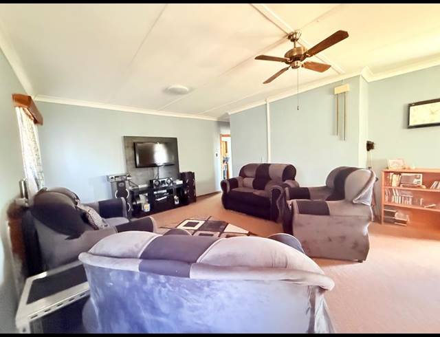 4 BEDROOM HOUSE FOR SALE IN VANDERBIJLPARK CW 6